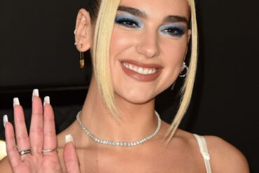 Dua lipa namai
