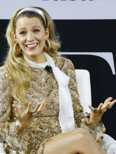 4 - ojo vaikelio besilaukianti Blake Lively kirto paparaciams: paviešino nėštumo nuotraukas