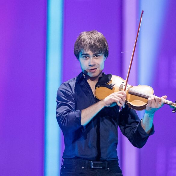 Alexander Rybak atsidūrė reabilitacijos klinikoje: gydosi nuo slegiančios priklausomybės