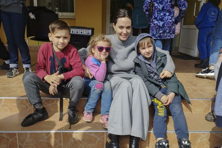 Angelina Jolie nustebino atvykusi į Ukrainą