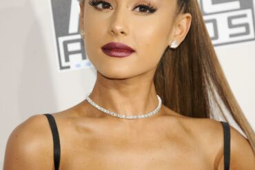 Ariana Grande pristatė ypatingą naujieną savo gerbėjams!
