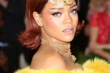 Atlikėja Rihanna laukiasi antrojo vaikelio