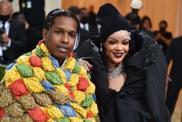 Atlikėja Rihanna savo gerbėjams pranešė ypatingą žinią!
