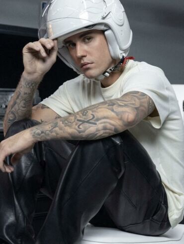 Atlikėjas Justin Bieber sudalyvavo stilingoje „Vespa“ reklaminėje kampanijoje