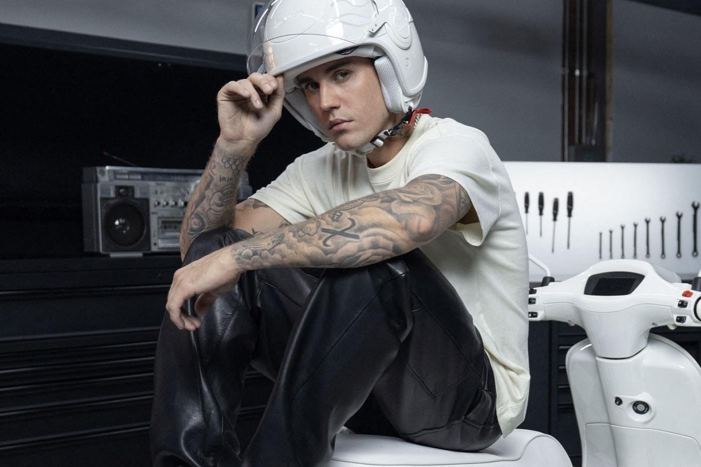 Atlikėjas Justin Bieber sudalyvavo stilingoje „Vespa“ reklaminėje kampanijoje