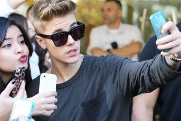 Be tabu: Justino Bieberio elgesys su fanėmis rizikuoja peržengti padorumo ribas(VIDEO)