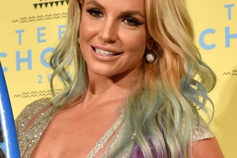 Britney Spears savo kūno formomis džiugina ne visus (FOTO)