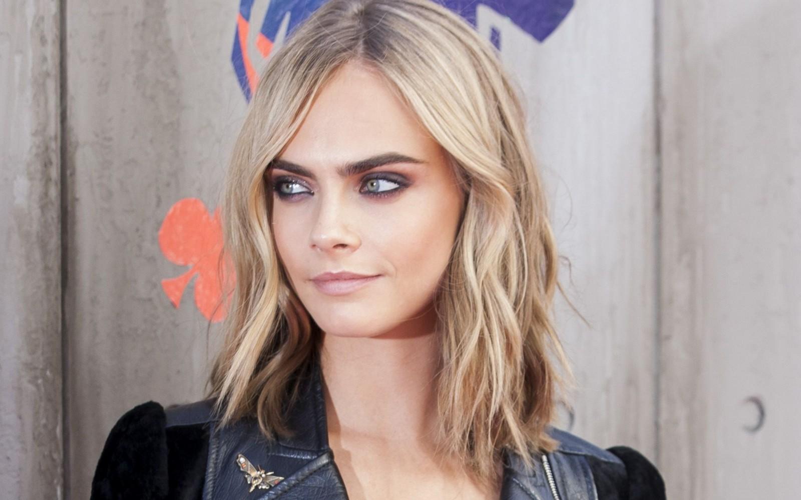 Cara Delevingne išduoda: 7 grožio taisyklės