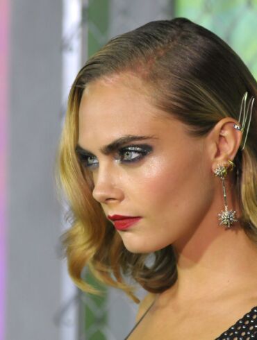 Caros Delevingne grožio nesėkmė: manekenė paseno 10 metų (FOTO)