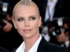 Charlize Theron „Dior“ mados šou pasirodė su viešumoje itin retai matoma dukra: krypo visų akys