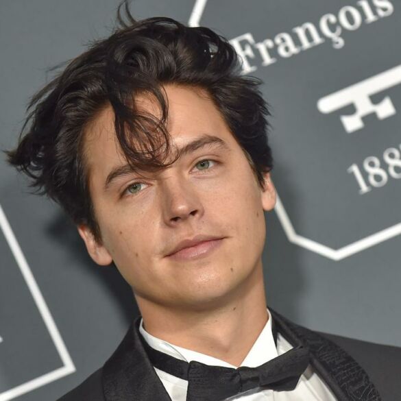 Cole Sprouse turi naują mylimąją?