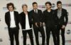 Drąsa: „One Direction“ naują klipą filmavo kebabinėje ir rizikavo gyvybe(VIDEO)