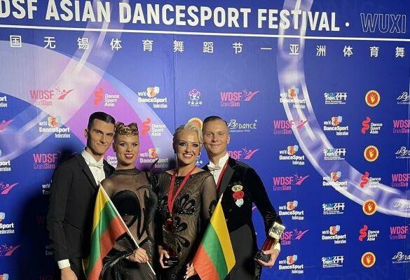 Evaldas Sodeika ir Ieva Sodeikienė Kinijoje trečią kartą tapo pasaulio čempionais!