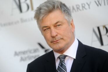 Filmavimo aikštelėje nušautos operatorės šeima padavė į teismą A. Baldwiną