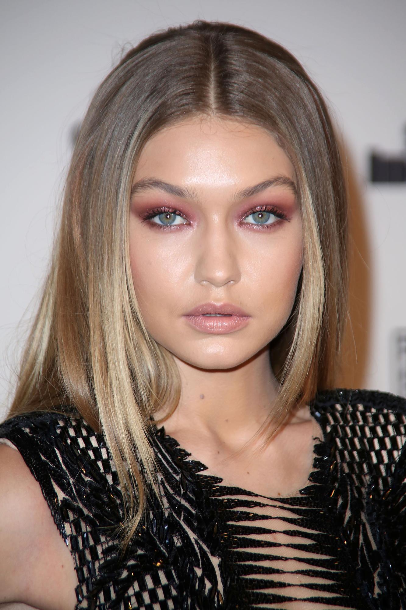 Gigi Hadid išvaizda - tu taip nesirodytum (FOTO)