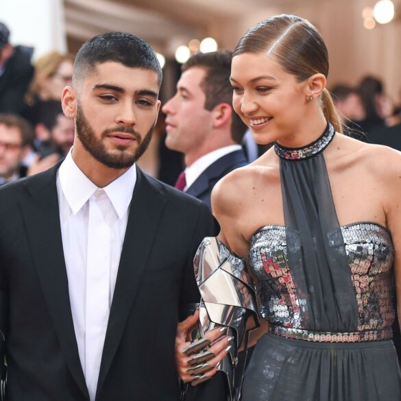 Gigi Hadid romantišką pasivaikčiojimą apkartino stiliaus nesėkmė (FOTO)