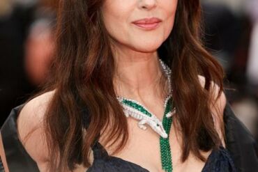 Grožio simboliu tituluojamos aktorės Monica Bellucci 17 - metė dukra Deva: kaip iš akies traukta mama jaunystėje