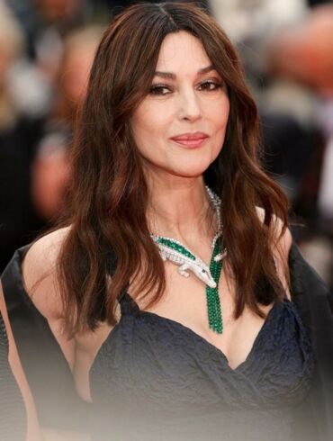 Grožio simboliu tituluojamos aktorės Monica Bellucci 17 - metė dukra Deva: kaip iš akies traukta mama jaunystėje