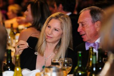 Holivudo žvaigždė Barbara Streisand išleis memuarus