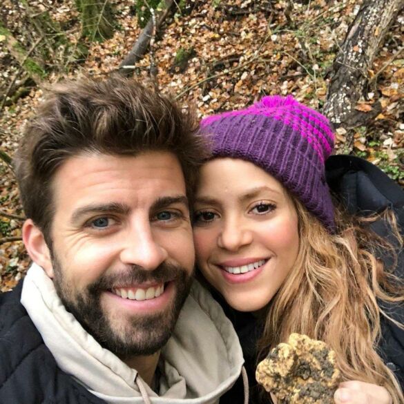 Į neištikimybės skandalą pakliuvęs atlikėjos Shakira buvęs vyras G. Pique pasirodė su nauja mylimąja