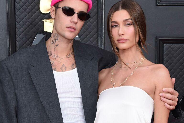 Internautai: J. Bieber vedė modelį Hailey tik todėl