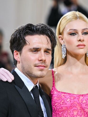 Įspūdingoje ceremonijoje vienas kitam amžiną meilę prisiekė Brooklyn Beckham ir Nicola Peltz