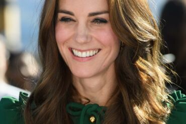 Kate Middleton nustebino savo įvaizdžiu: pasirinko ne itin „karališką“ mini
