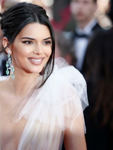 Kendall Jenner grožio paslaptys: avokado kaukė veidui