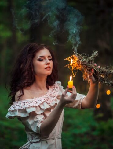 Kokioje srityje laimę atneš tavo Joninių ritualas? Pasakys Zodiakas!