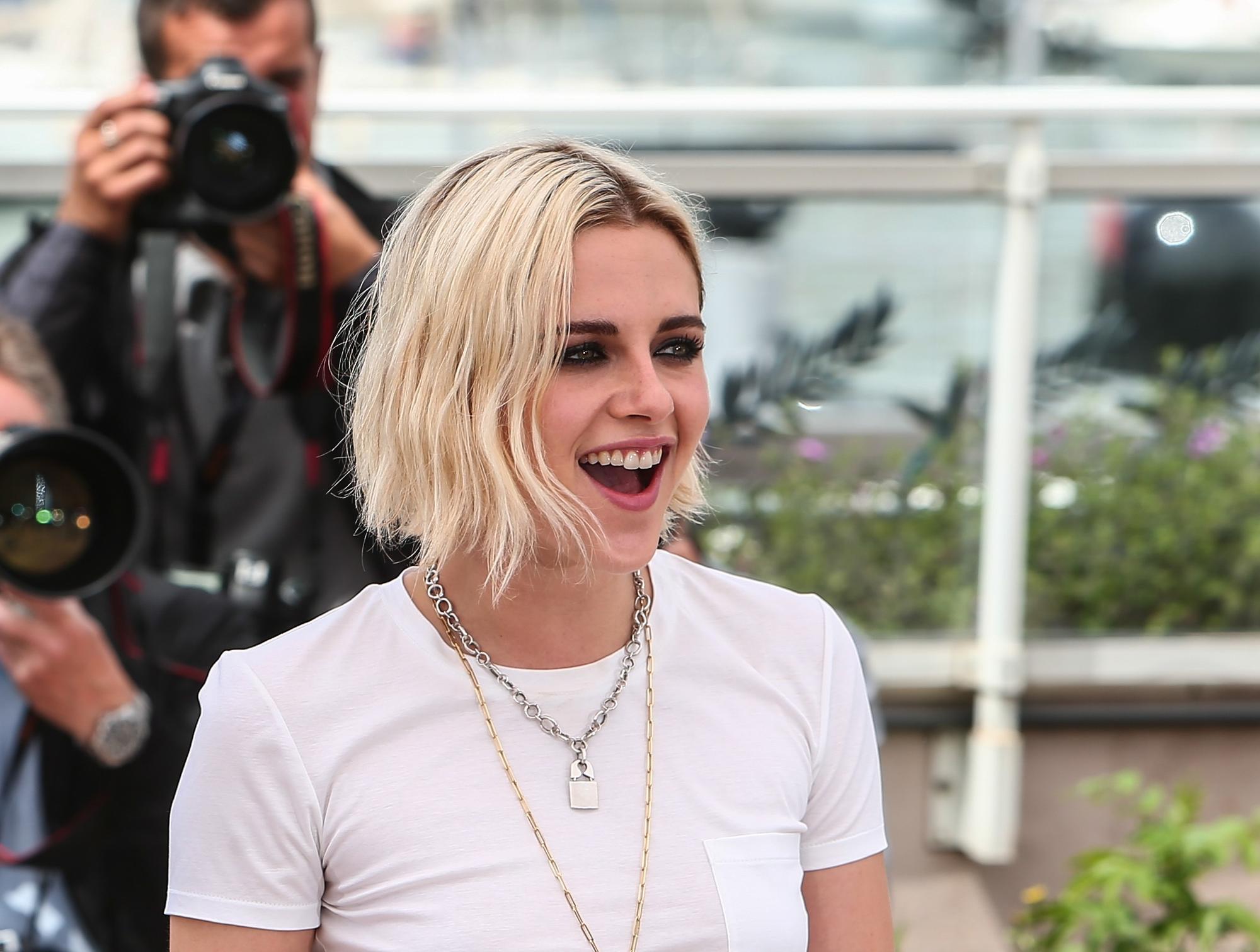 Kristen Stewart šokiruoja toliau: renginyje nei nuoga