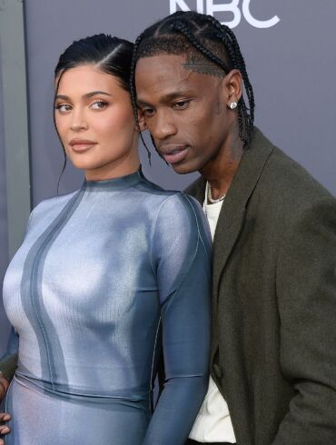 Kylie Jenner mylimasis Travis Scott pagaliau atskleidė jų 6 mėnesių sūnelio vardą?