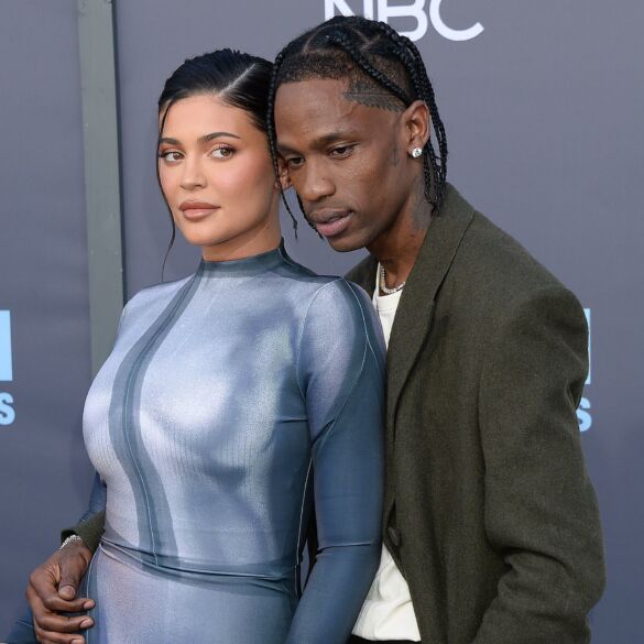 Kylie Jenner mylimasis Travis Scott pagaliau atskleidė jų 6 mėnesių sūnelio vardą?