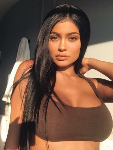 KYLIE JENNER NĖŠČIA: "Instagram" žvaigždė laukiasi reperio Traviso Scotto kūdikio