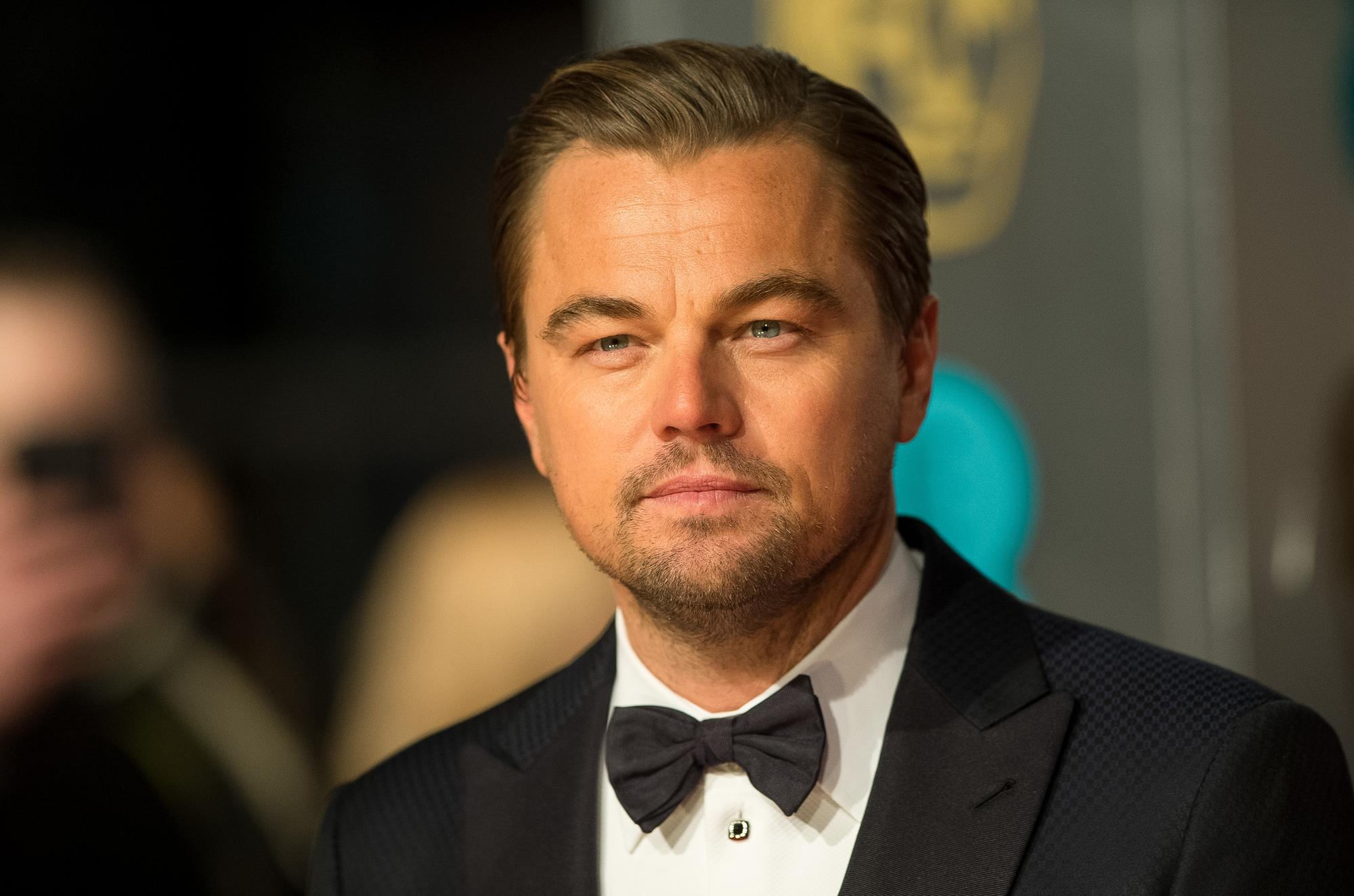 Leonardo Di Caprio renkasi vis jaunesnes? Naujajam jo flirto taikiniui neseniai sukako 18 m. (FOTO)