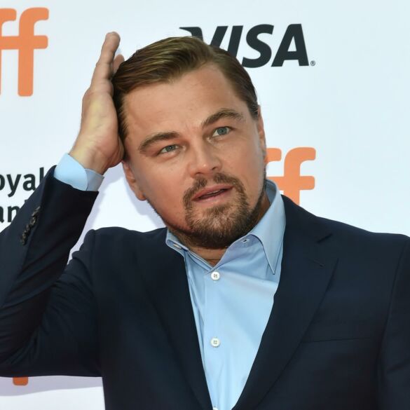 Leonardo Di Caprio susižavi vis jaunesnėmis: leidžia laiką su kylančiu jaunuoju supermodeliu