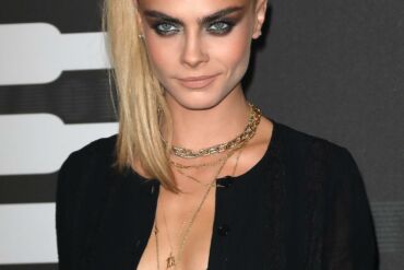 Modelis Cara Delevingne nustebino savo apranga: ne kiekviena taip išdrįstų pasirodyti viešumoje (FOTO)