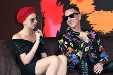 „Moschino“ palieka kūrybos direktorius Jeremy Scott: pareigas ėjo 10 metų