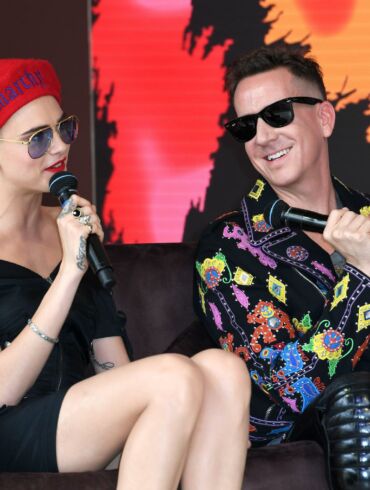 „Moschino“ palieka kūrybos direktorius Jeremy Scott: pareigas ėjo 10 metų