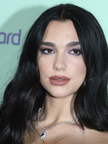 Naujoji atlikėjos Dua Lipa simpatija: sparčiai karjeros laiptais kylantis žavingas reperis