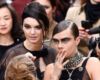 Nejaugi Cara Delevingne bando „nukabinti“ Kendall Jenner(FOTO)