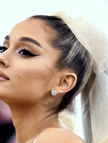 Nėra lygių: retai kada viešumoje pasirodanti Ariana Grande tapo vakaro karaliene (FOTO)