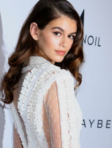 Pamatę 16 m. stiliaus ikoną Kaia Gerber be makiažo visi nustėro: atrodo it vaiduoklis (FOTO)