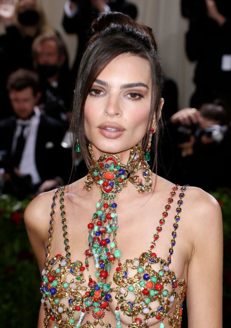 Pasižvalgyk po garsaus modelio Emily Ratajkowski ištaigingus namus Los Andžele