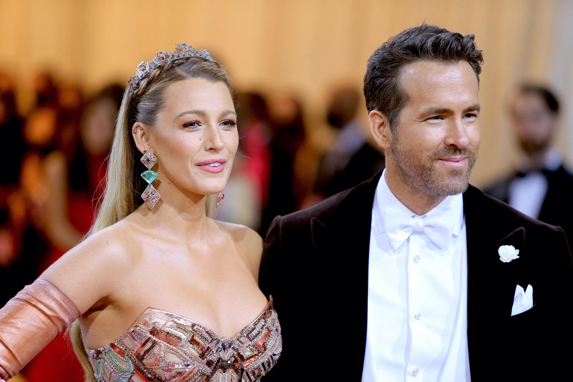 Pavydėtina meilė: Ryan Reynolds pasidalijo neregėtų nuotraukų serija su Blake Lively jos 35-ojo gimtadienio proga