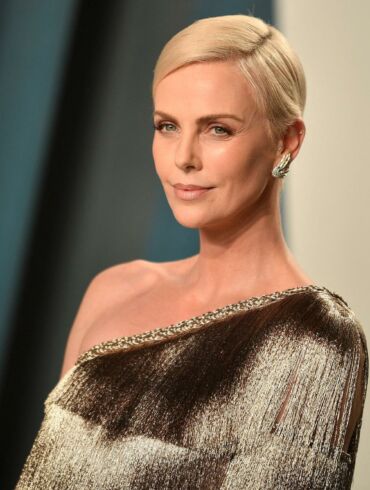 Pokyčiai: Holivudo aktorė Charlize Theron taip nebeatrodo