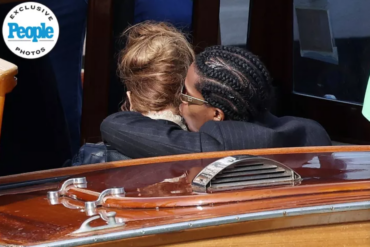 Rihanna pasitinka 36-ąjį gimtadienį. Karštas mylimojo A$AP Rocky bučinys