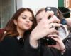 Selena Gomez praneša žinią - pašoksi nuo kedės(FOTO)