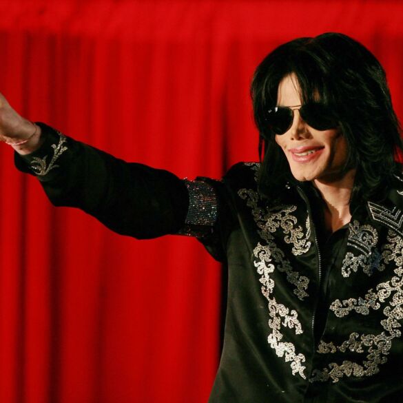 Sensacija: Anapilin išėjusio Michael Jackson daina prikelta naujam gyvenimui(VIDEO)