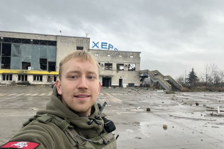 Skrydžių valdymo srityje dirbantis ir organizacijoje „Blue/Yellow“ savanoriaujantis K. Peleckis: „Abi veiklos