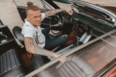 Tadas Juodsnukis pristato vasaros vaizdo klipą: filmavimas su pavojingu nuotykiu